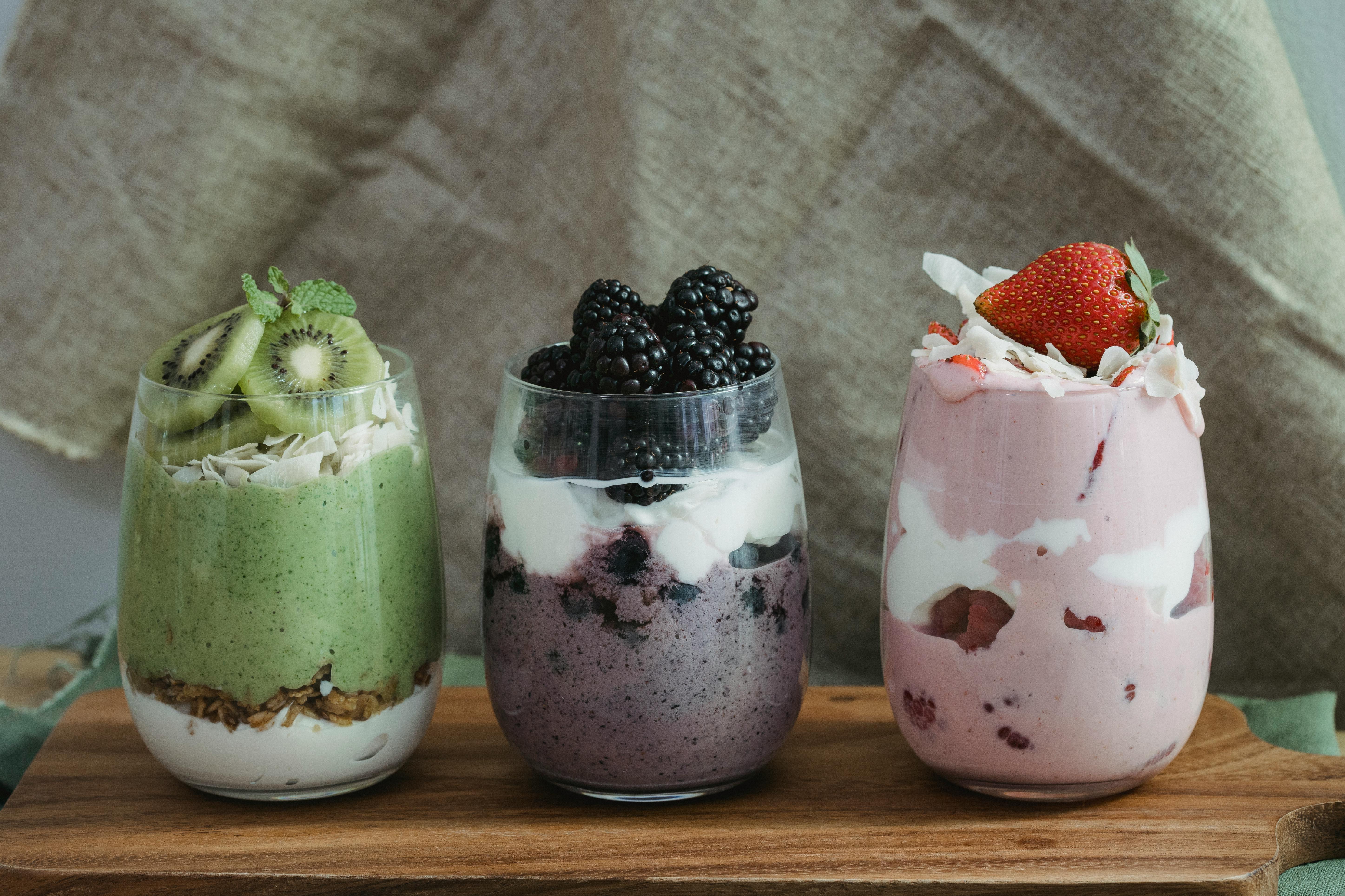 Yoghurt mixed shakes